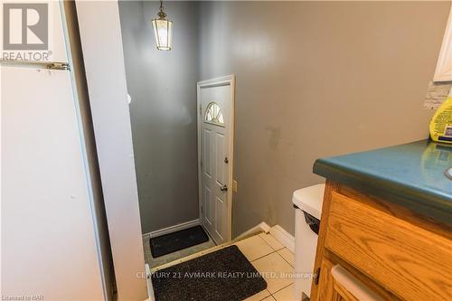 29 Lillian Place, Fort Erie (333 - Lakeshore), ON - Indoor Photo Showing Other Room