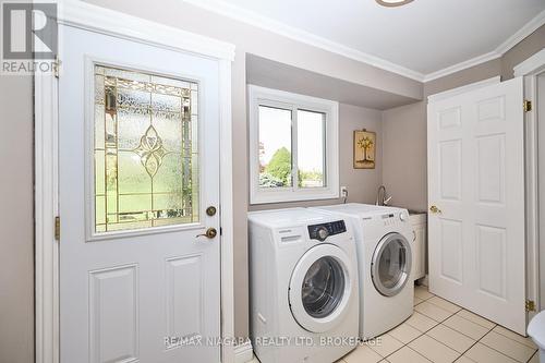 2065 Seventh St Louth, St. Catharines (454 - Rural Fourth), ON - Indoor Photo Showing Laundry Room