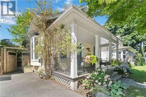 21 Johnston Street, St. Catharines (438 - Port Dalhousie), ON - Outdoor With Deck Patio Veranda