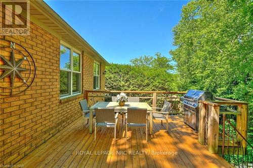 7 Scottdale Court, Pelham (662 - Fonthill), ON - Outdoor With Deck Patio Veranda