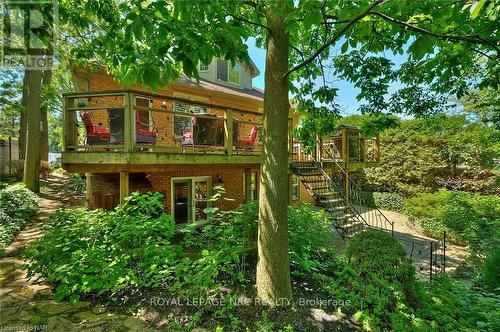 7 Scottdale Court, Pelham (662 - Fonthill), ON - Outdoor With Deck Patio Veranda