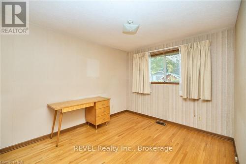 647 Vine Street, St. Catharines (437 - Lakeshore), ON - Indoor Photo Showing Other Room