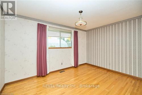 647 Vine Street, St. Catharines (437 - Lakeshore), ON - Indoor Photo Showing Other Room