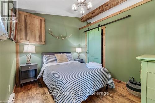 11817 Side Road 18 Road, Wainfleet (880 - Lakeshore), ON - Indoor Photo Showing Bedroom