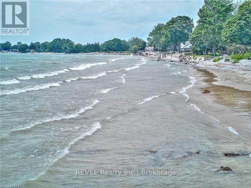 11817 Side Road 18 Road, Wainfleet (880 - Lakeshore), ON - Outdoor With Body Of Water With View