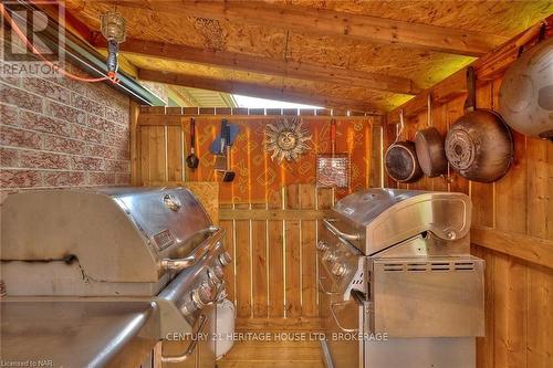 60 Bridgewater Court, Welland (767 - N. Welland), ON - Indoor Photo Showing Laundry Room