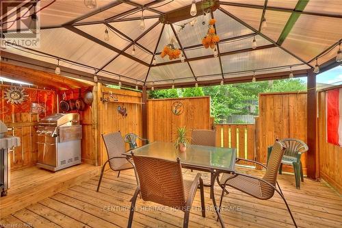 60 Bridgewater Court, Welland (767 - N. Welland), ON -  With Deck Patio Veranda With Exterior