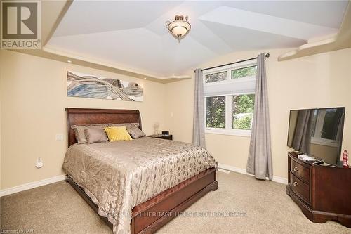 60 Bridgewater Court, Welland (767 - N. Welland), ON - Indoor Photo Showing Bedroom