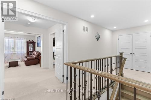 7673 Hackberry Trail, Niagara Falls (222 - Brown), ON - Indoor Photo Showing Other Room