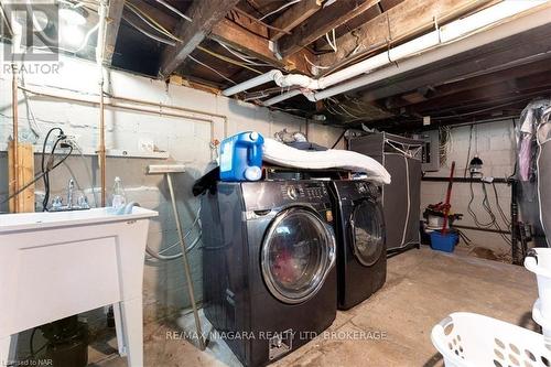 141 Princess Street, Port Colborne (878 - Sugarloaf), ON - Indoor Photo Showing Laundry Room