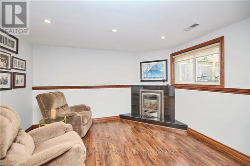 7 Huntington Lane, St. Catharines (453 - Grapeview), ON - Indoor Photo Showing Other Room With Fireplace