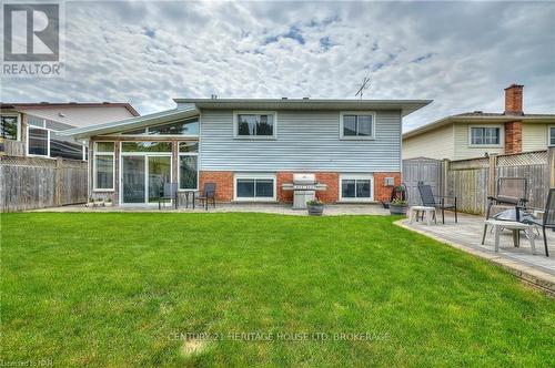 7 Huntington Lane, St. Catharines (453 - Grapeview), ON - Outdoor