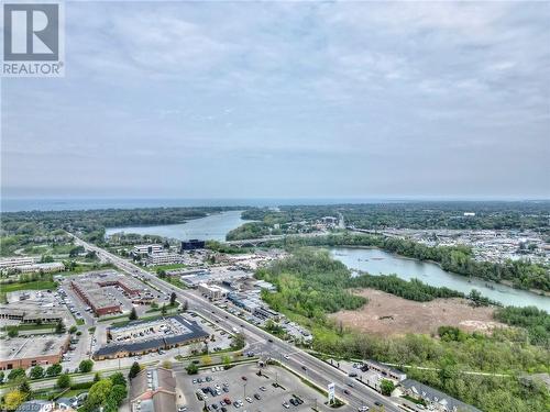 7 Huntington Lane, St. Catharines (453 - Grapeview), ON - Outdoor With View