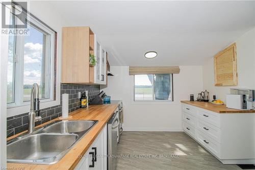 4721 Rainham Road, Haldimand (Dunnville), ON - Indoor Photo Showing Kitchen With Double Sink