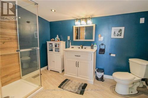 4721 Rainham Road, Haldimand (Dunnville), ON - Indoor Photo Showing Bathroom