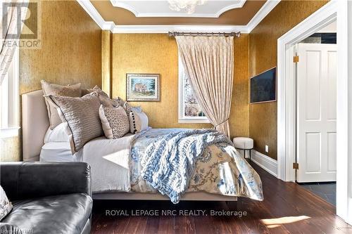 94 Prideaux Street, Niagara-On-The-Lake (101 - Town), ON - Indoor Photo Showing Bedroom