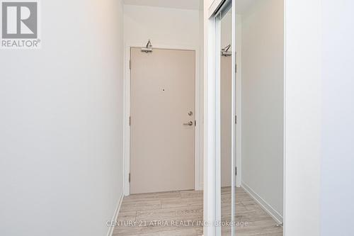 1820 - 2020 Bathurst Street, Toronto, ON -  Photo Showing Other Room