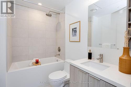 1820 - 2020 Bathurst Street, Toronto, ON - Indoor Photo Showing Bathroom