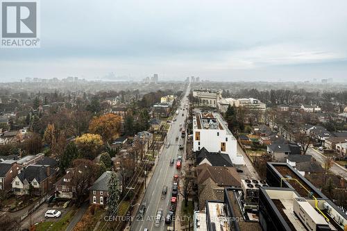 1820 - 2020 Bathurst Street, Toronto, ON - Outdoor With View