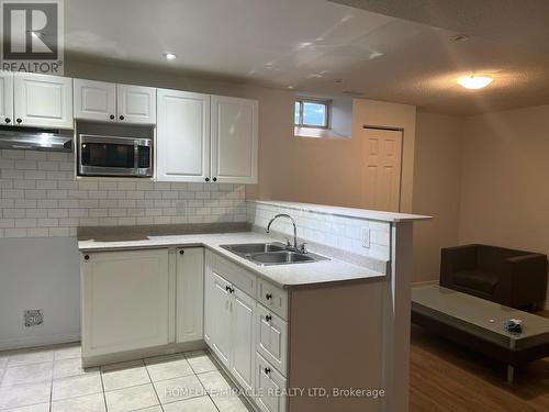 9 Castle Mountain Drive, Brampton, ON - Indoor Photo Showing Kitchen With Double Sink