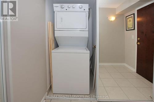 215 - 55 Via Rosedale Avenue, Brampton, ON - Indoor Photo Showing Laundry Room