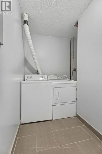 304 - 733 Deveron Crescent E, London, ON - Indoor Photo Showing Laundry Room