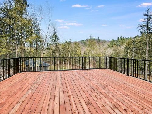 Terrasse - 120 Ch. Du Lac-Clair, Val-Des-Monts, QC - Outdoor With Deck Patio Veranda With Exterior