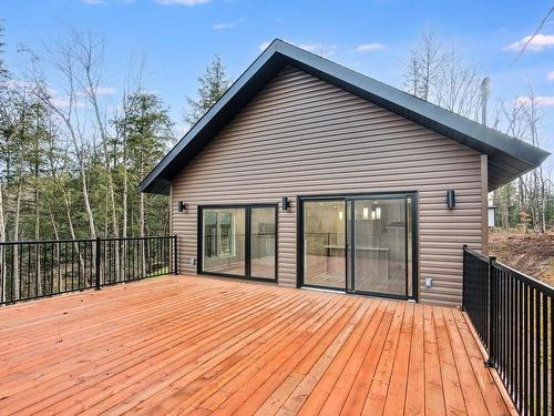 Terrasse - 120 Ch. Du Lac-Clair, Val-Des-Monts, QC - Outdoor With Exterior