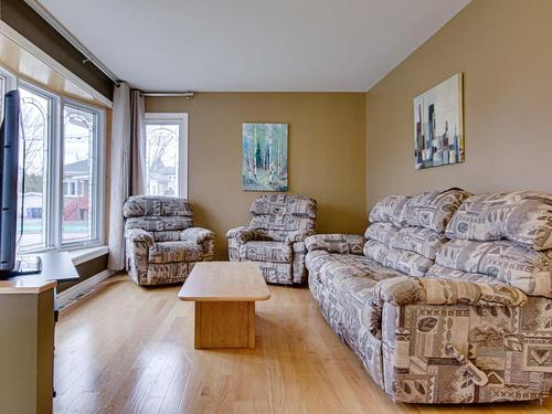 Salon - 5425 Rue Bourget, Trois-Rivières, QC - Indoor Photo Showing Living Room