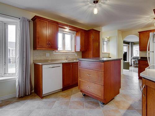 Cuisine - 5425 Rue Bourget, Trois-Rivières, QC - Indoor Photo Showing Kitchen With Double Sink