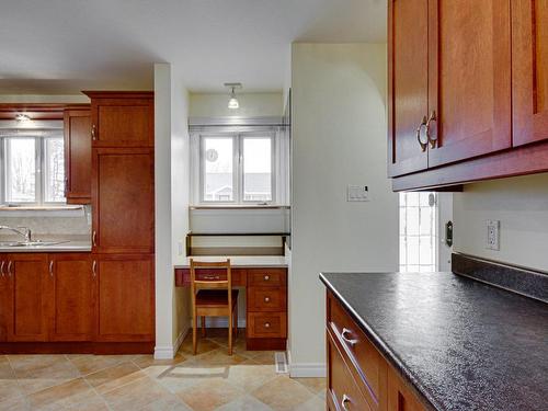 Cuisine - 5425 Rue Bourget, Trois-Rivières, QC - Indoor Photo Showing Kitchen With Double Sink