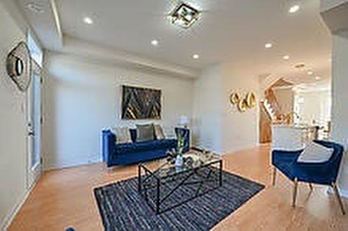 Caledon, ON - Indoor Photo Showing Living Room