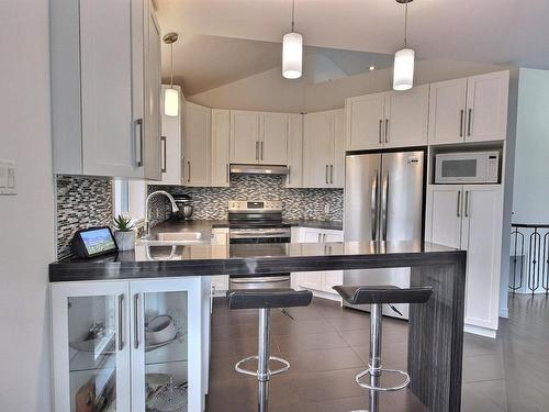 Cuisine - 379 Rue D'Évain, Rouyn-Noranda, QC - Indoor Photo Showing Kitchen With Double Sink With Upgraded Kitchen