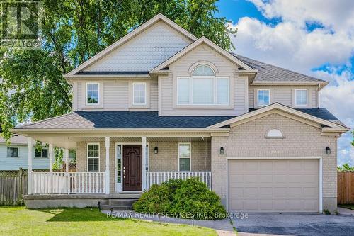 100 Acorn Way, Cambridge, ON - Outdoor With Deck Patio Veranda With Facade