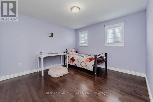 100 Acorn Way, Cambridge, ON - Indoor Photo Showing Bedroom