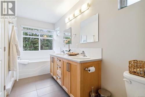 2478 Anthony Pl, Sooke, BC - Indoor Photo Showing Bathroom