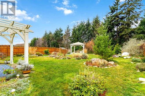 2478 Anthony Pl, Sooke, BC - Outdoor