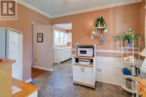 11 Hawley Court, Loyalist (Bath), ON - Indoor Photo Showing Other Room