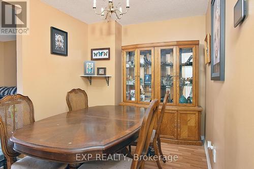 9 - 141 Condor Court, London, ON - Indoor Photo Showing Dining Room