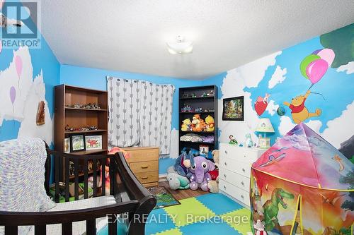 9 - 141 Condor Court, London, ON - Indoor Photo Showing Bedroom