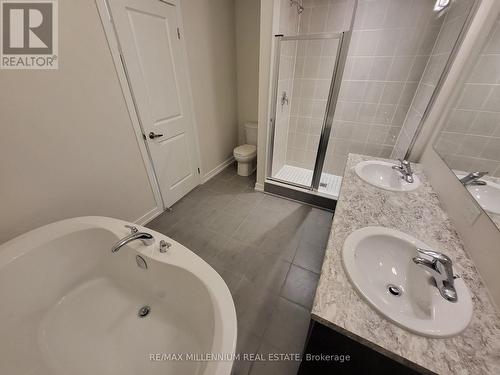 30 Singhampton Road, Vaughan, ON - Indoor Photo Showing Bathroom