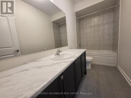 30 Singhampton Road, Vaughan, ON - Indoor Photo Showing Bathroom