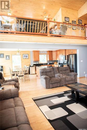 53 Lake Side Drive, Kipabiskau Lake, SK - Indoor Photo Showing Living Room