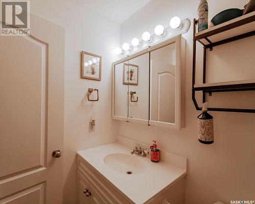 2034 Pineridge Crescent, Waldheim, SK - Indoor Photo Showing Bathroom