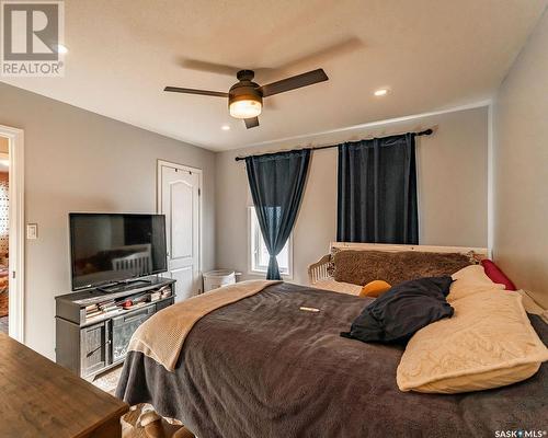 2034 Pineridge Crescent, Waldheim, SK - Indoor Photo Showing Bedroom