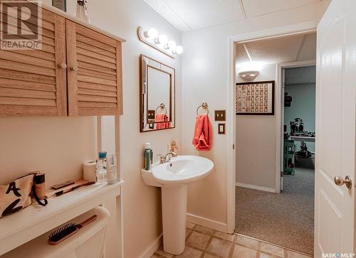 2034 Pineridge Crescent, Waldheim, SK - Indoor Photo Showing Bathroom