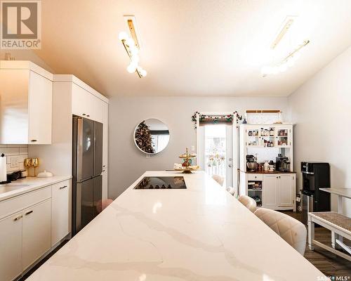 2034 Pineridge Crescent, Waldheim, SK - Indoor Photo Showing Kitchen