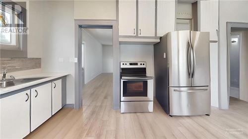 19 Agnes Street, Gore Bay, ON - Indoor Photo Showing Kitchen