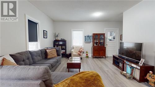 19 Agnes Street, Gore Bay, ON - Indoor Photo Showing Living Room