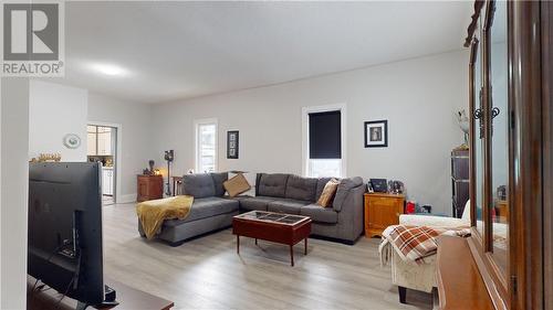 19 Agnes Street, Gore Bay, ON - Indoor Photo Showing Living Room